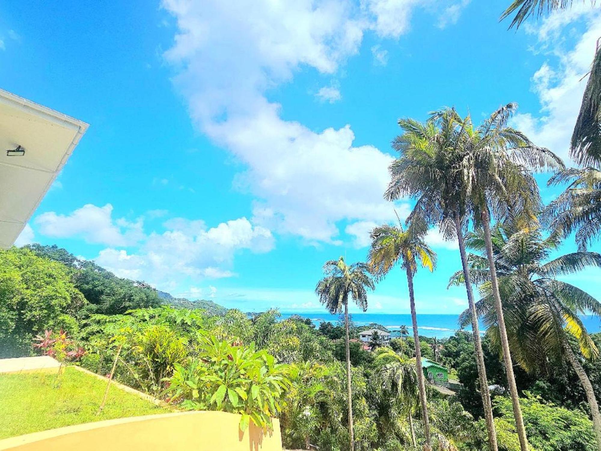 Au Lever Du Soleil Guest House Sea View Au Cap 외부 사진